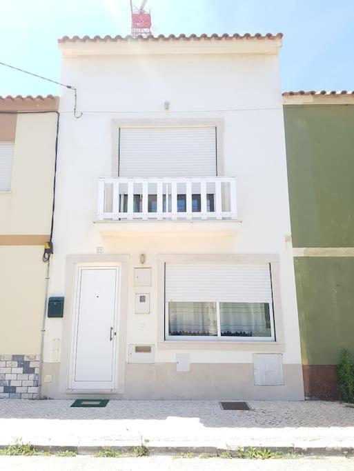 Casa De Praia Acolhedora/ Cosy Beach House Marinha das Ondas Exteriör bild